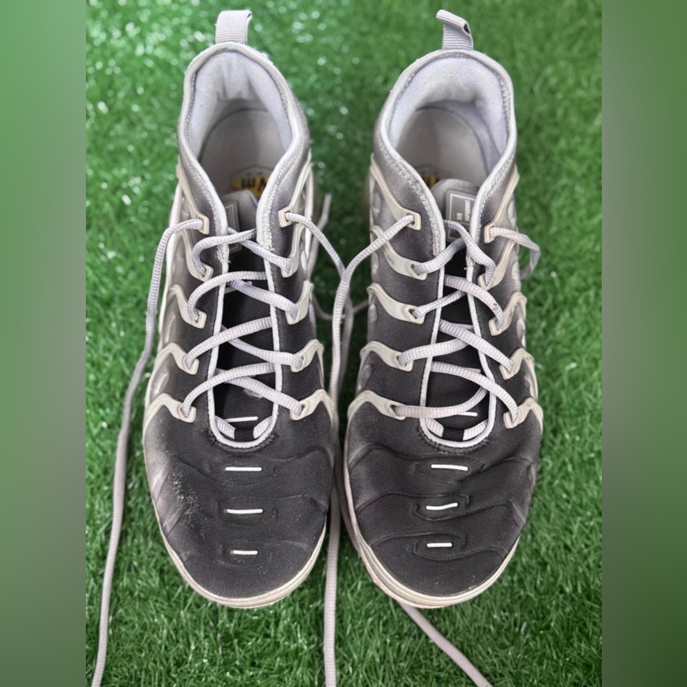 Nike Air VaporMax Plus
Wolf Grey Black‎ Size 10.5